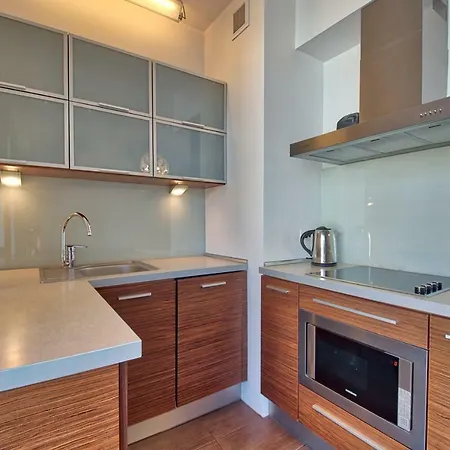 Happy Apartment *